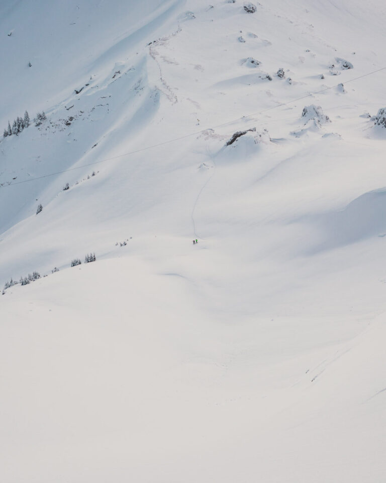 Aussicht vom Pilatus nach unten in den Schnee