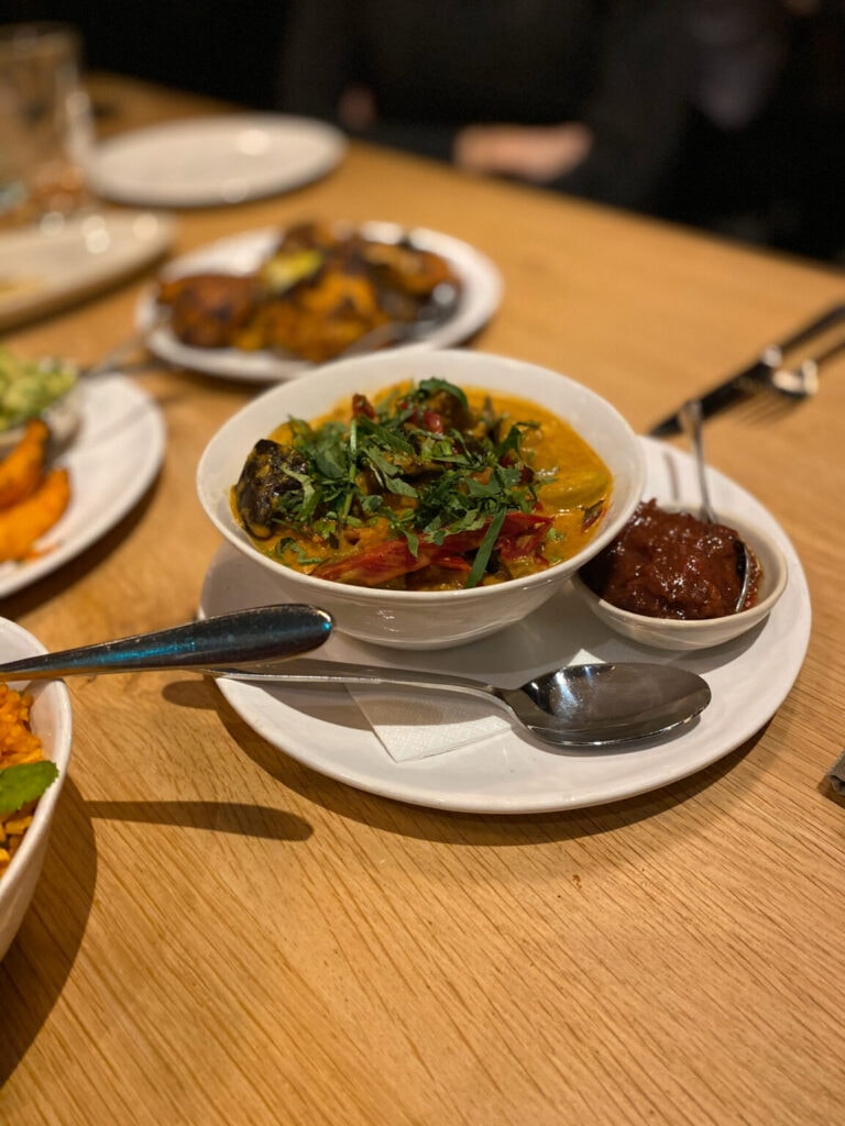 Abendessen in Zürich. Eine Suppe.