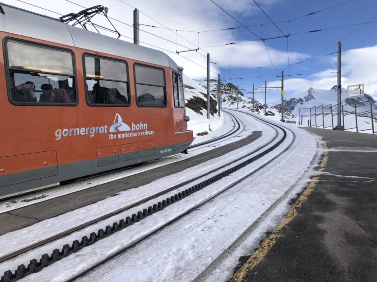 Die Cornergrat Bahn, oberhalb von Zermatt.
