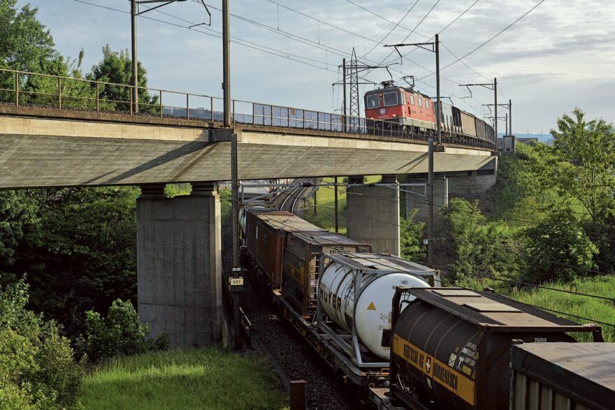 Ein Bild eines Cargo-Zuges