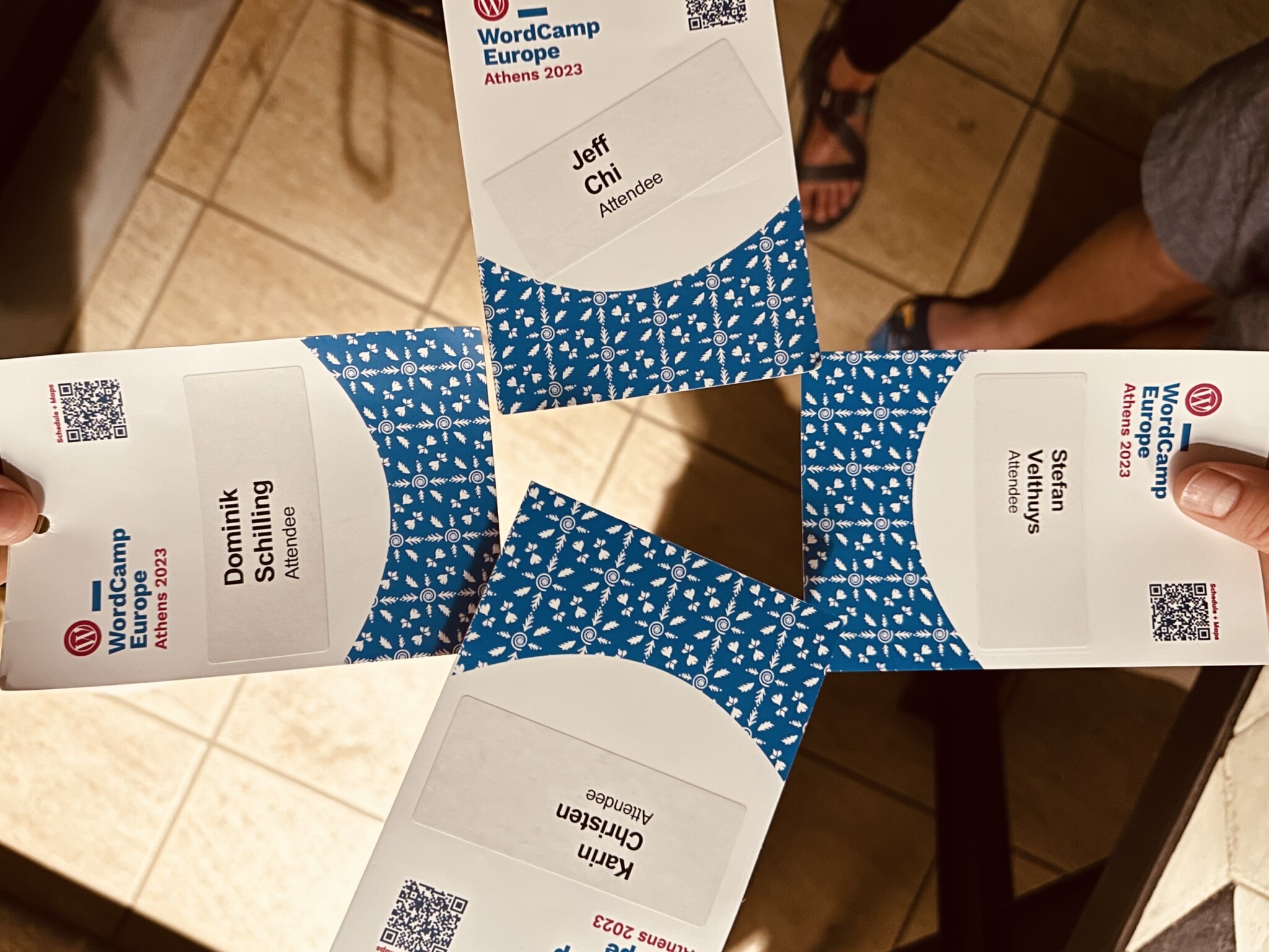 WCEU-Konferenz in Athen: Badgets des Teams