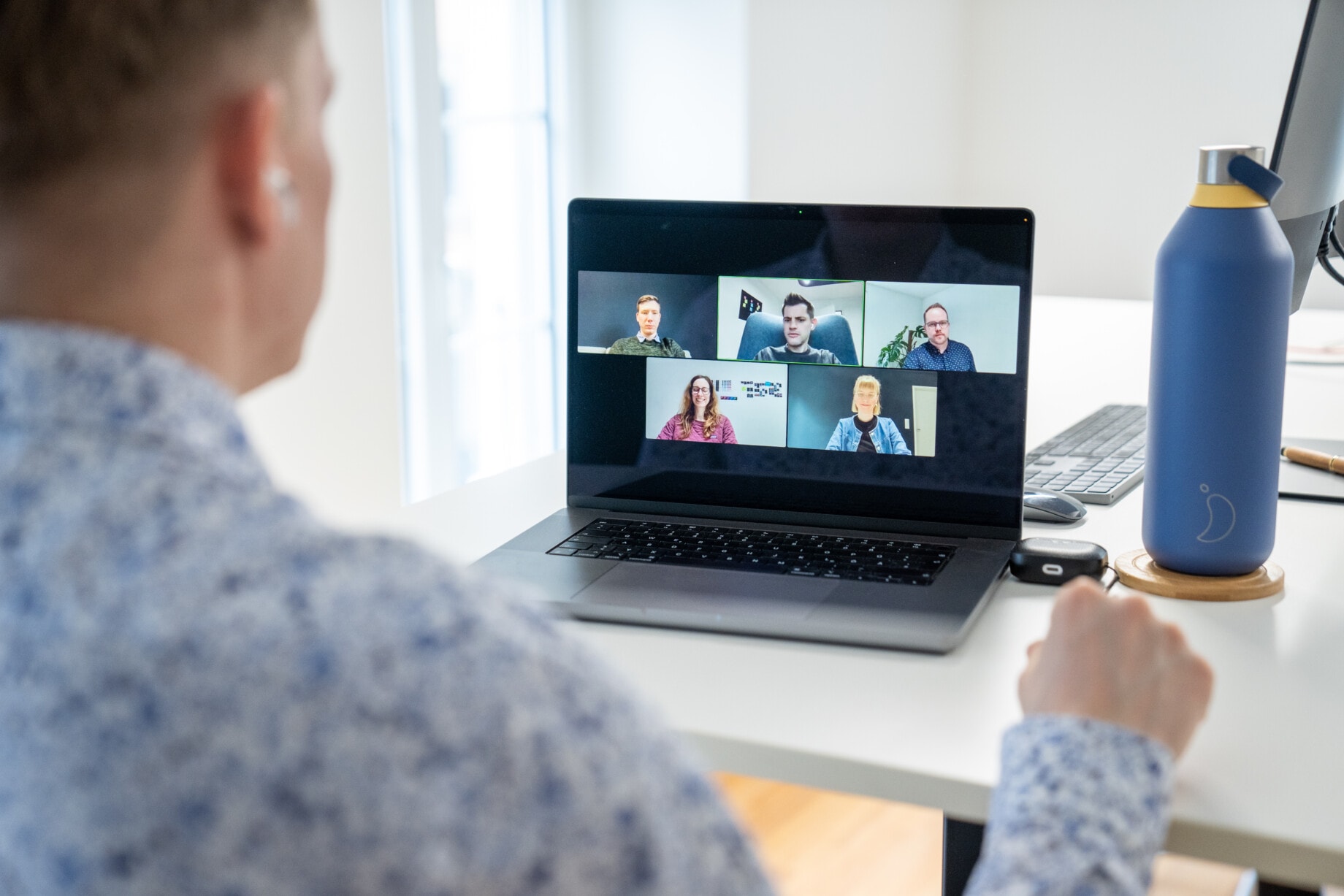 Online-Meeting – transparente Projektbesprechung mit der WordPress Agentur required.com in St. Gallen.